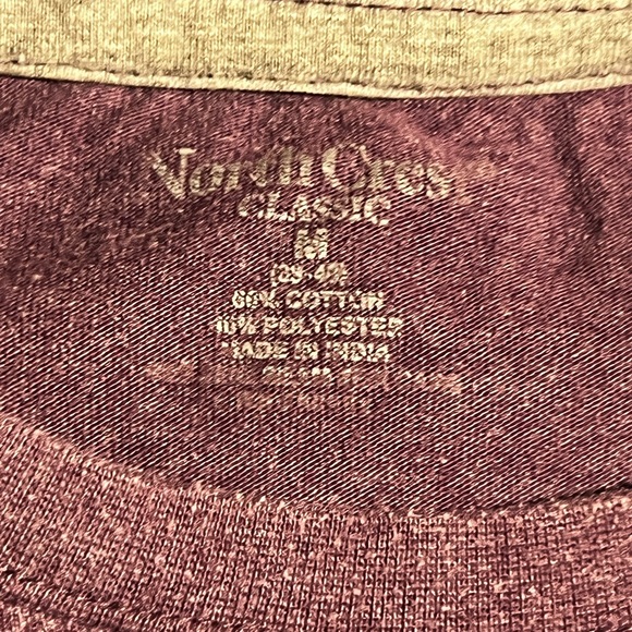 Comfortable Plain T Shirts- 2 pack- size medium- green and purple - Picture 2 of 3